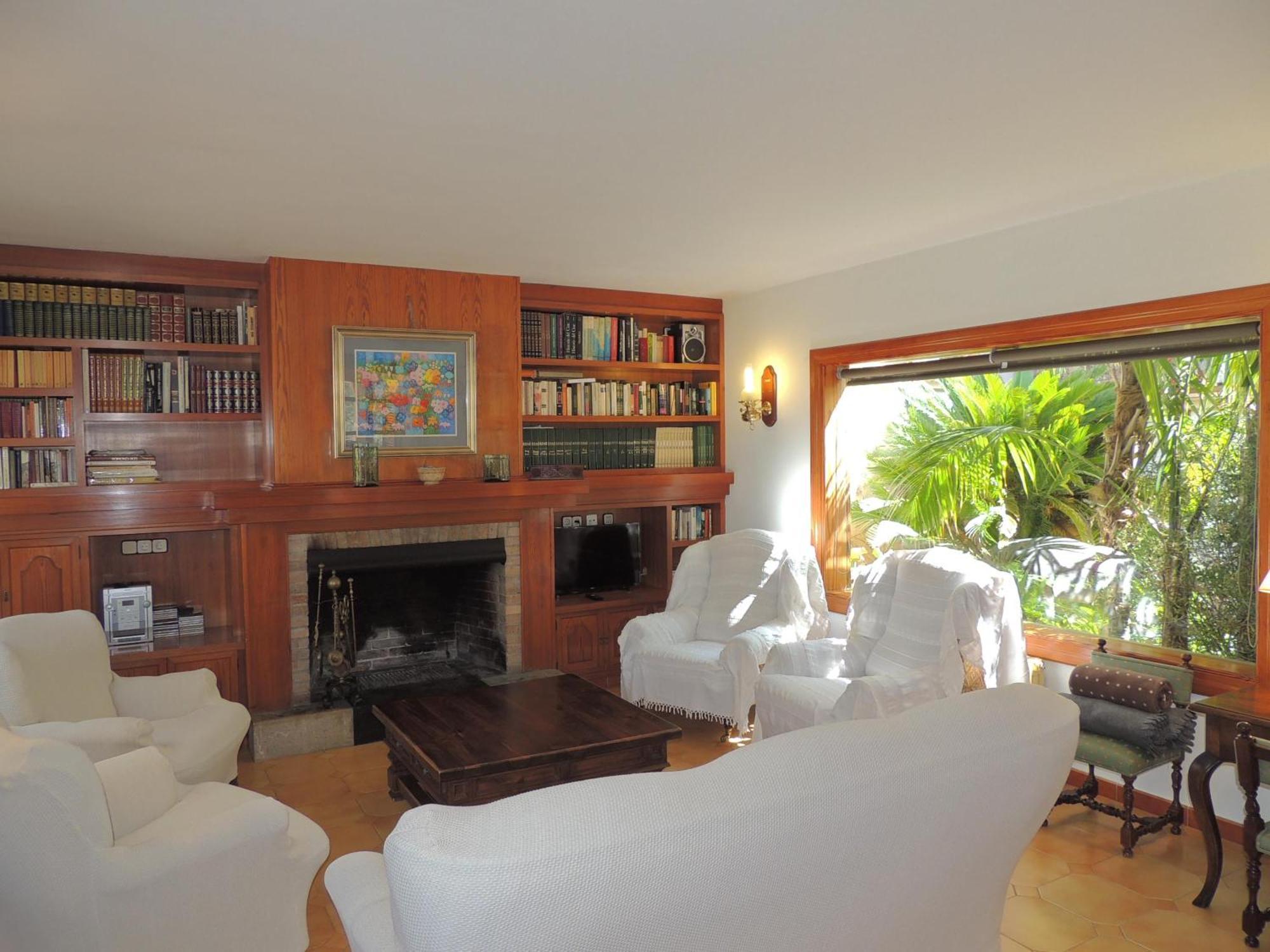 Vakantiehuis En Con Piscina Privada *
